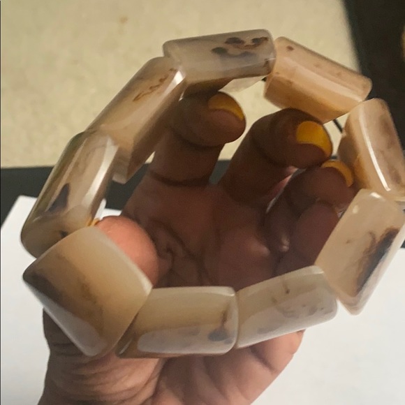 Beautiful plastic stone look bangle bracelet. - Picture 6 of 7